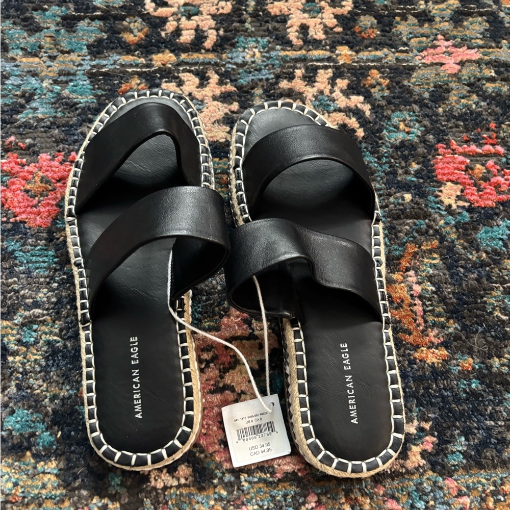 American Eagle Sandals